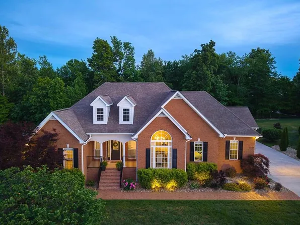 809 Windingbrook Ct, Cookeville, TN 38506