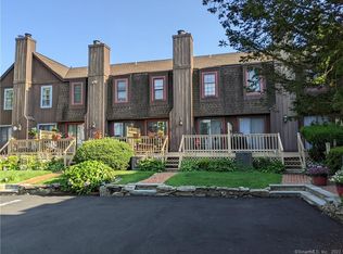 409 Hope St APT F, Stamford, CT 06906