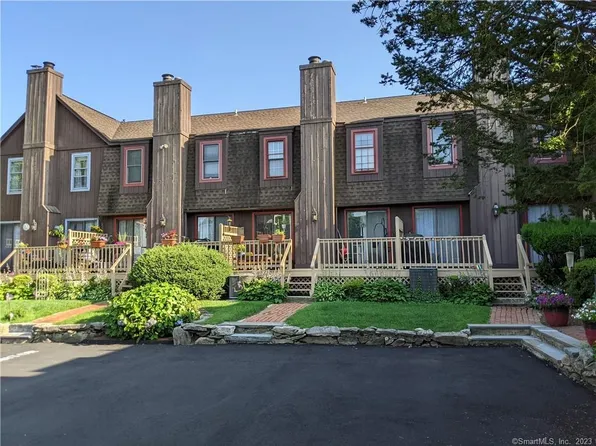 409 Hope Street #F, Stamford, CT 06906