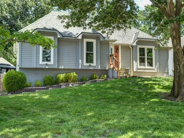 15316 W 122nd Ter, Olathe, KS 66062