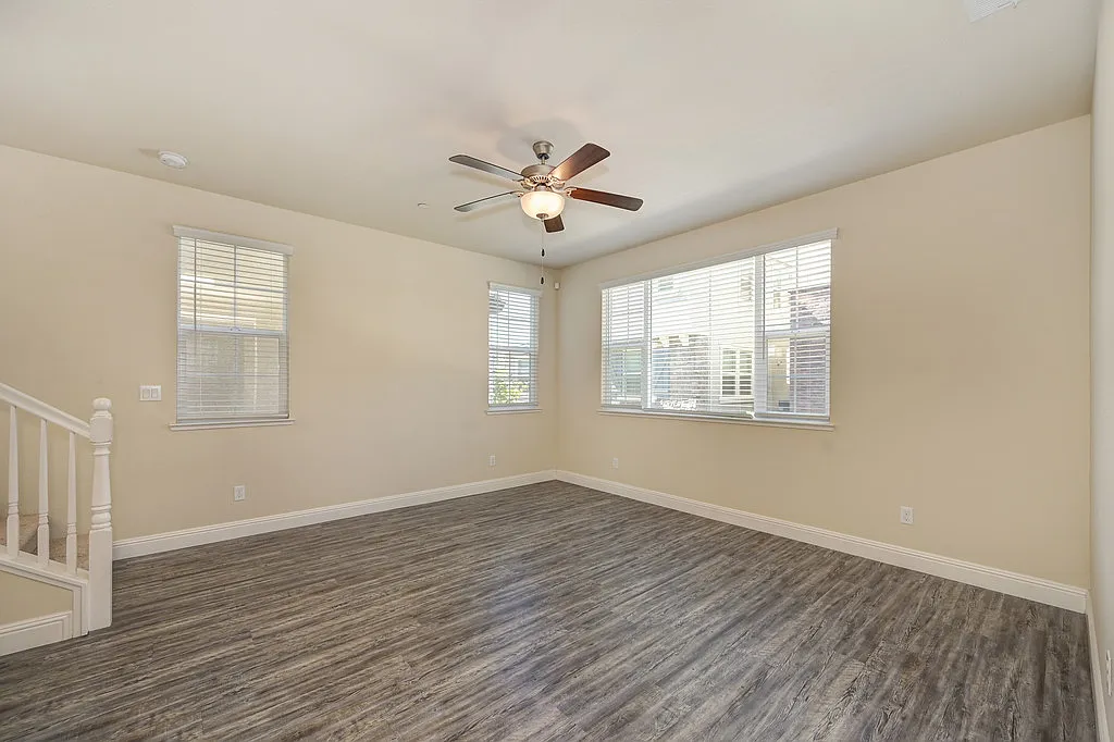 3 bed, 1684 sqft, $2,850 — Photo 4