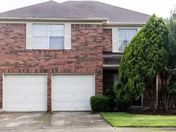 8811 Deer Meadow Dr, Houston, TX 77071