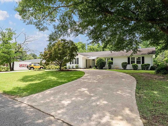 4th image of 4028 N Cahaba Dr
