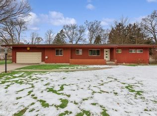 1834 Commonwealth Rd, Benton Harbor, MI 49022