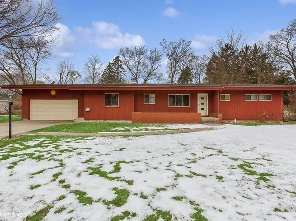 1834 Commonwealth Rd, Benton Harbor, MI 49022