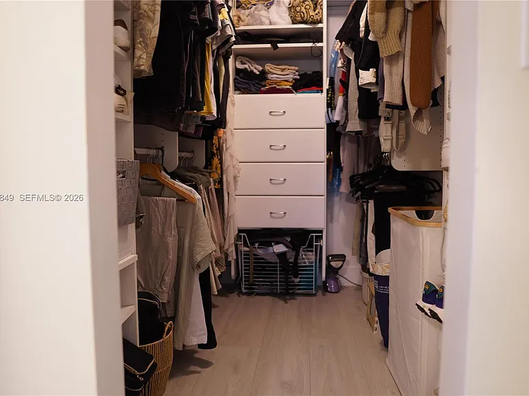 453 Lakeview Dr #2 — Photo 22
