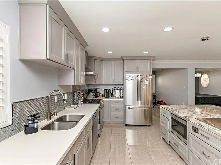 24226 Meadow Falls Dr — Photo 10