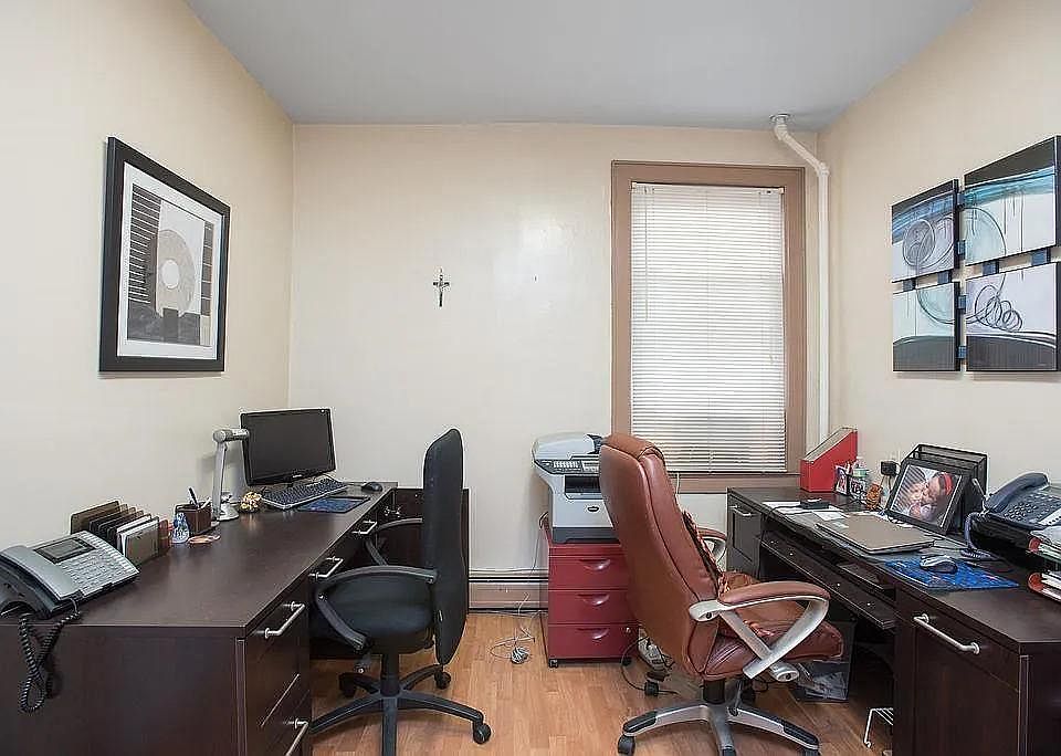 2nd image of 1969 Kennedy Blvd Floor 1
