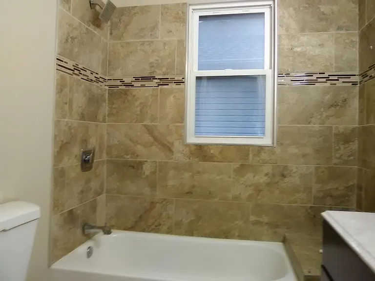 1025 May St — Photo 2