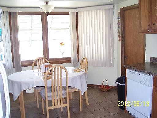 2nd image of 1654 S Kensington Ave