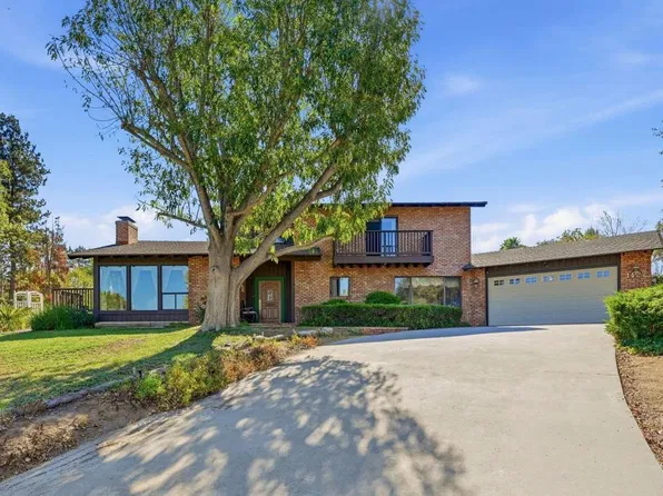 1427 El Nido Dr, Fallbrook, CA 92028