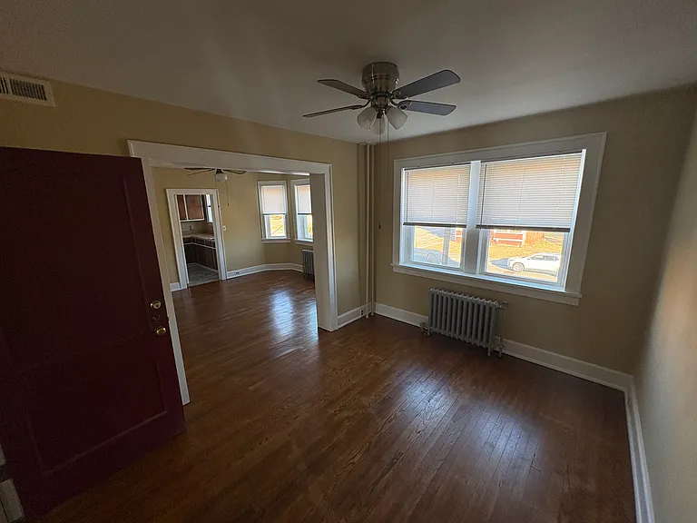 339 Jefferson Ave N #G — Photo 5