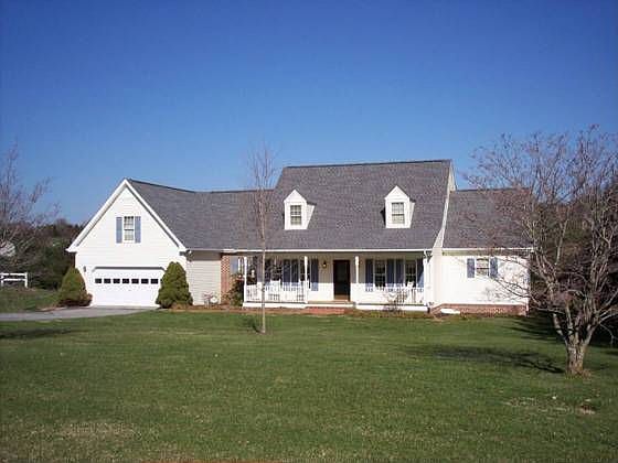 1st image of 19401 Stirrup Dr