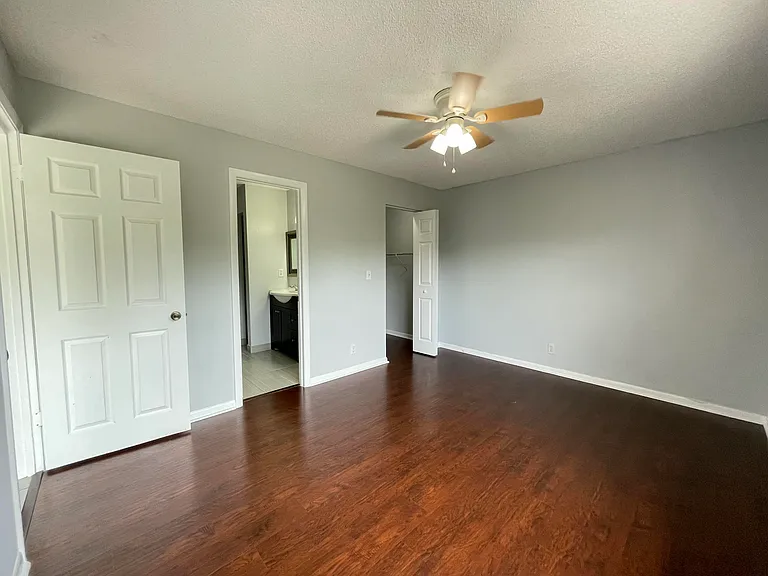 16344 Country Lake Cir — Photo 27