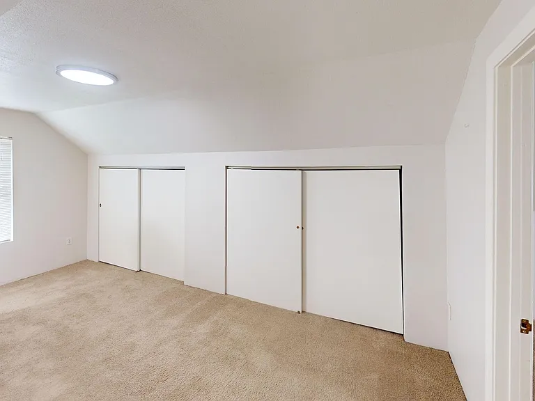 1554 SE Marion St — Photo 18
