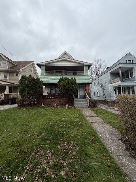 2nd image of 1870 Mannering Rd