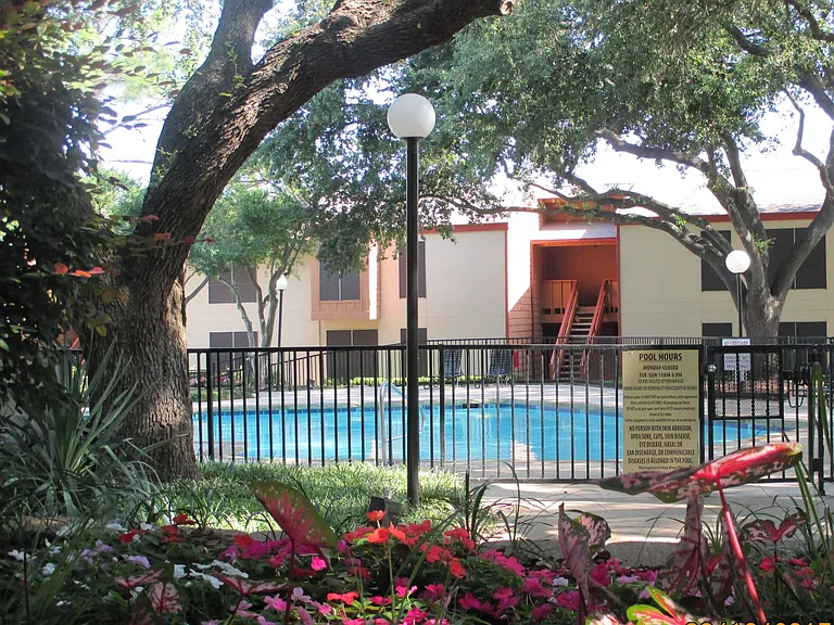 Sun Colony — Photo 5