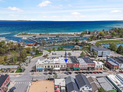 144 River St APT B, Elk Rapids, MI, 49629