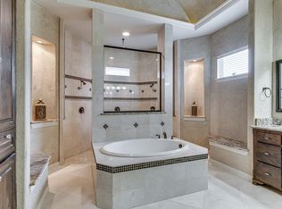 112 Old Bridge Rd, Waxahachie, TX 75165