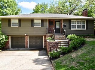 9413 Knox Dr, Overland Park, KS 66212