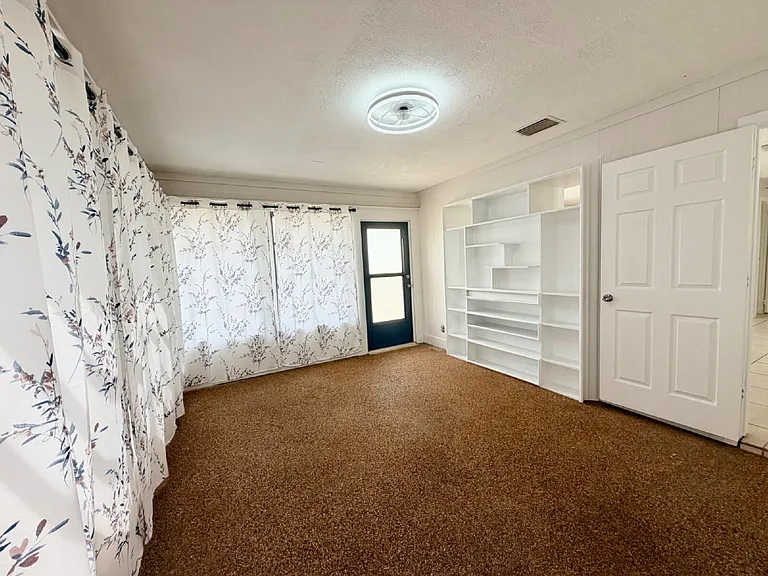 3950 Baldwin Dr — Photo 7