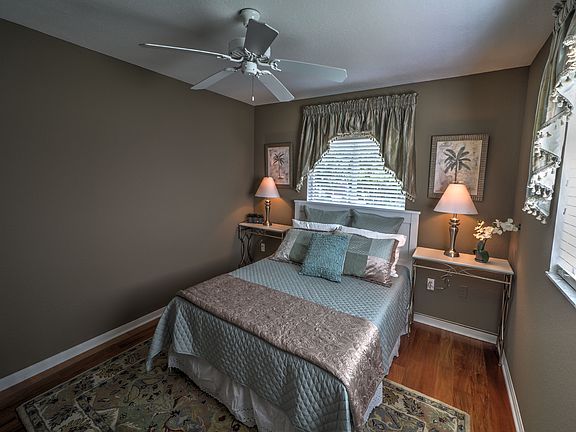 2nd image of 9035 SE 135th St