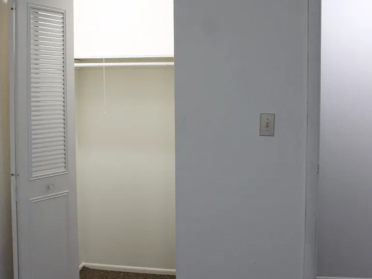 3 Bedroom Townhome Carriage House West
