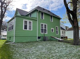 1446 34th St #1, Des Moines, IA 50311