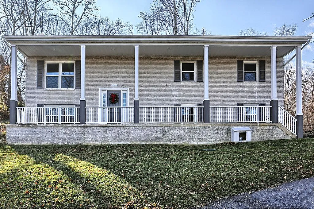 1852 Sheepford Rd photo 1