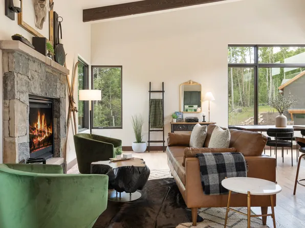 237 Vendette Rd, Silverthorne, CO 80498