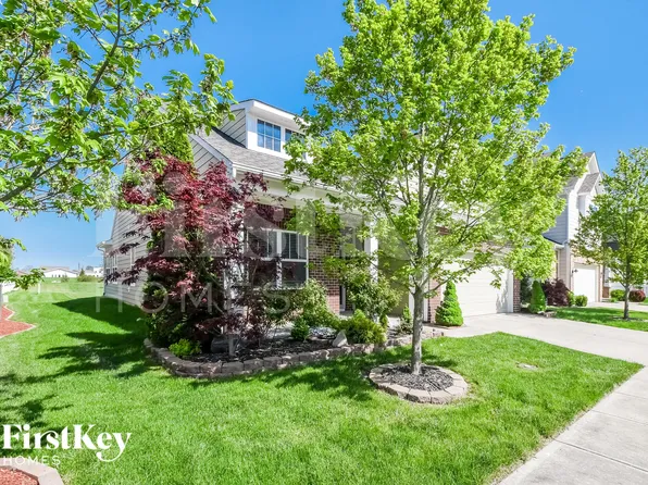 5887 Aldridge Dr, Whitestown, IN 46075