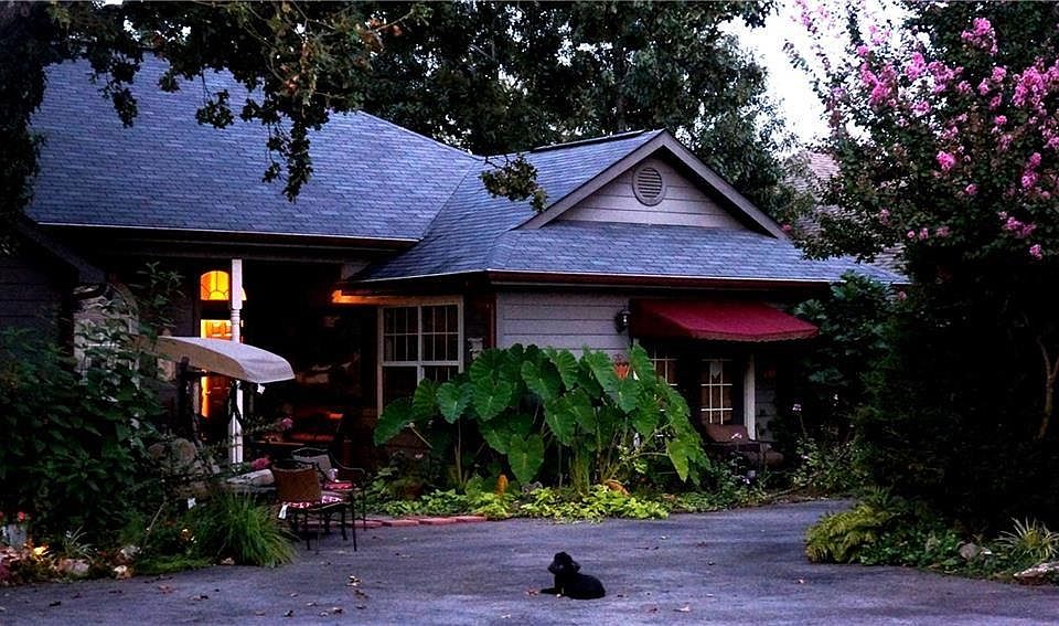 1st image of 166 Holiday Island Dr