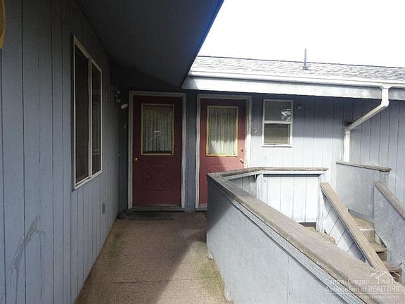 2nd image of 365 NE Loper Ave