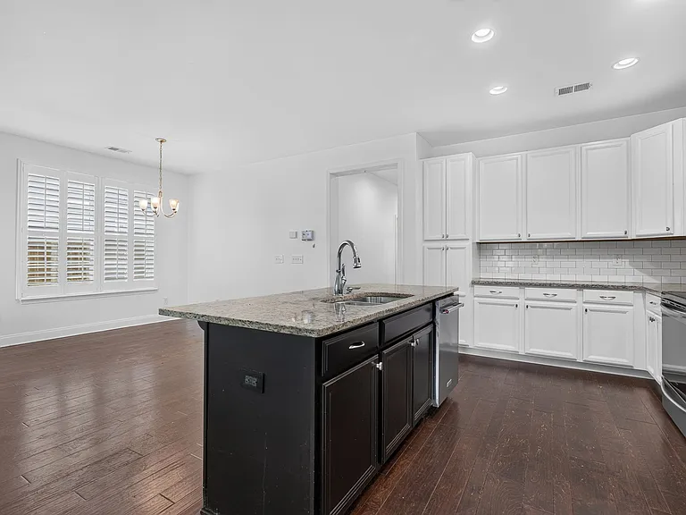 251 Palmetto Walk Dr — Photo 11
