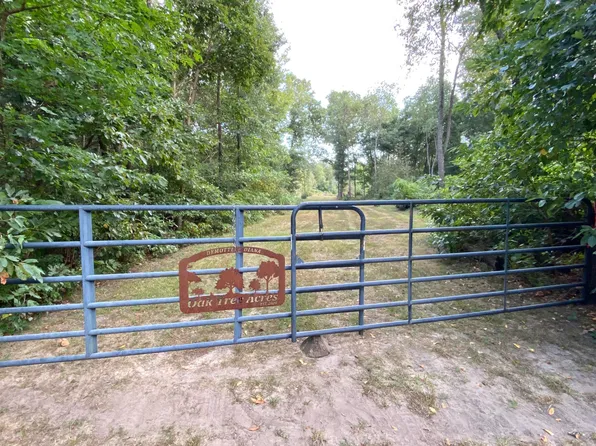 11357 Cumberland Rd, Demotte, IN 46310