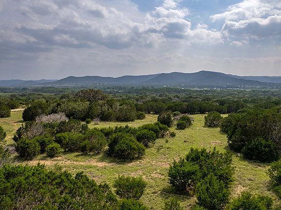3rd image of 3154 Little Dry Frio Rd