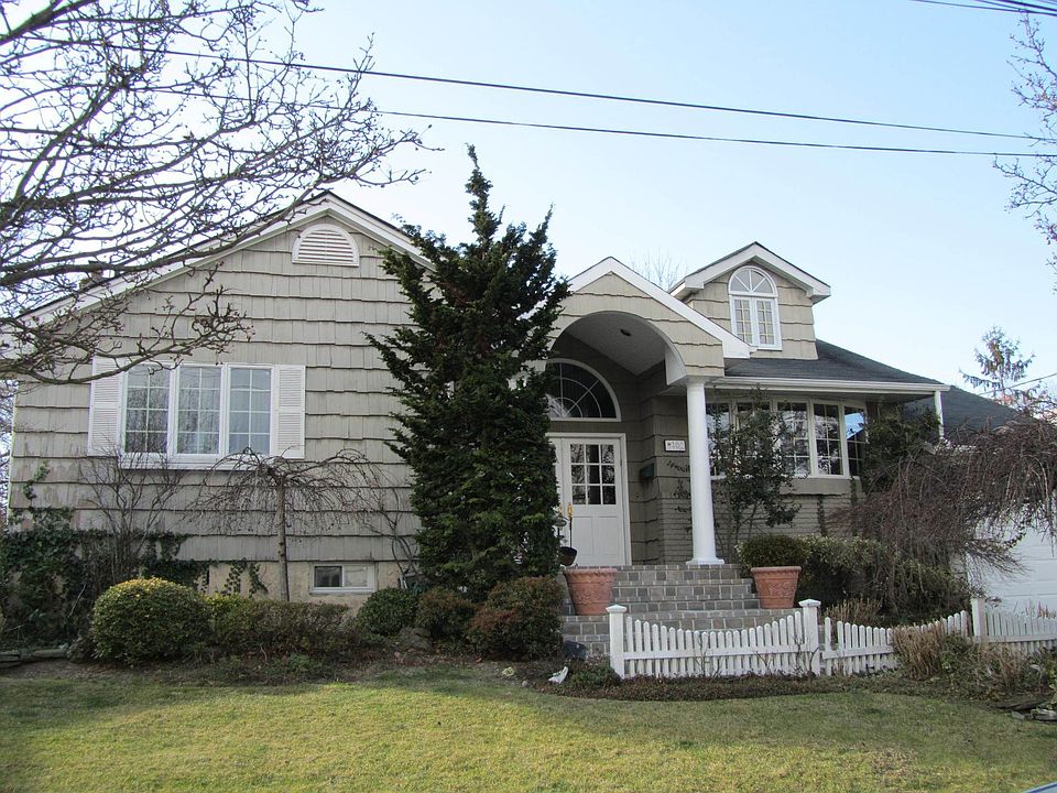 1st image of 18 Rose Ln