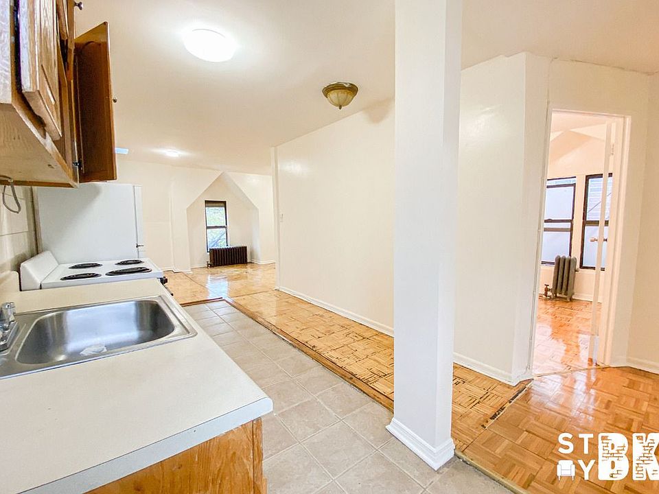 1st image of 15 Irving Pl #3T