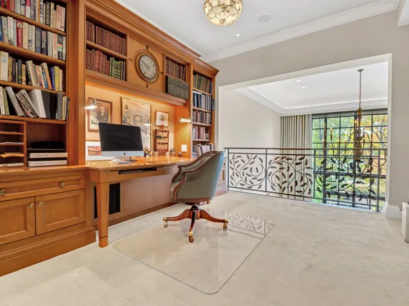 7 Beekman Place image 11 of 20