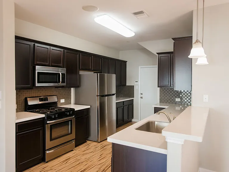1620 Bryant Dr #103 — Photo 8