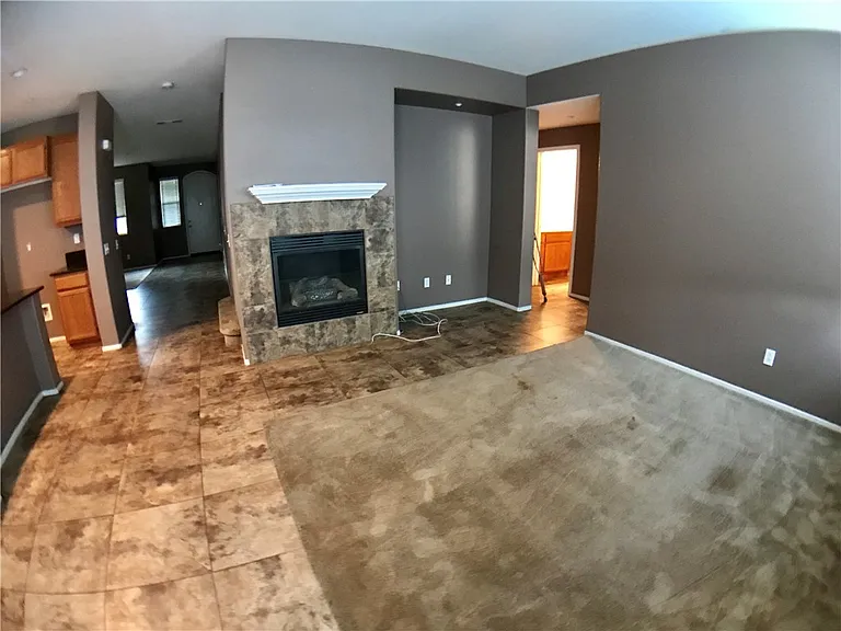 1908 Taormina Ct — Photo 4