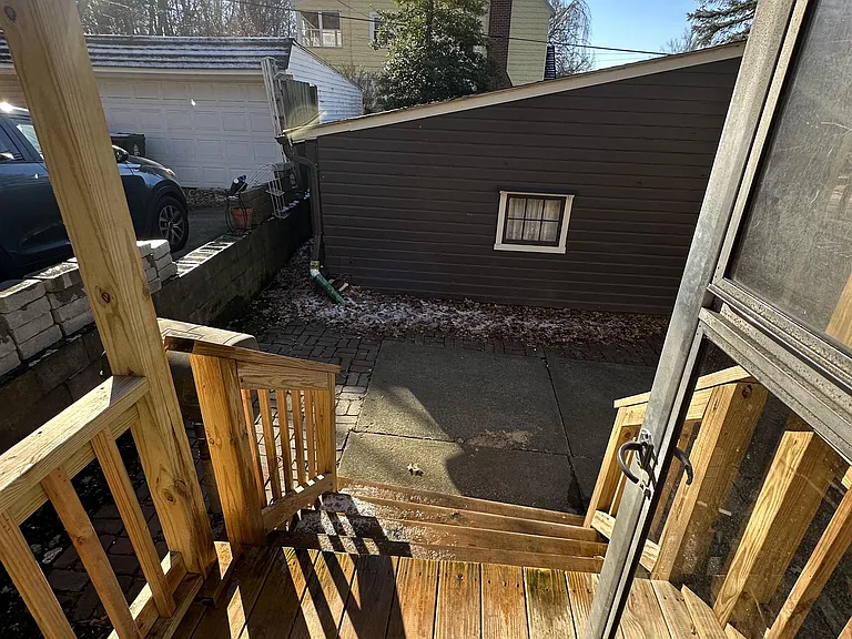 1082 Hillstone Rd #1 — Photo 25