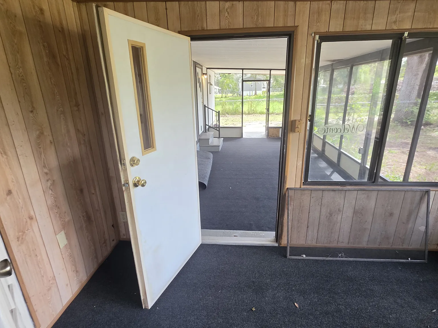 3 bed, 1308 sqft, $1,350 — Photo 2