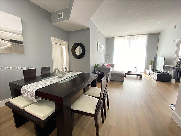 5th image of 18800 NE 29th Ave Penthouse 15