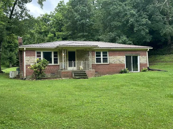 9 Johnnie Woods Ln, Buffalo Valley, TN 38548
