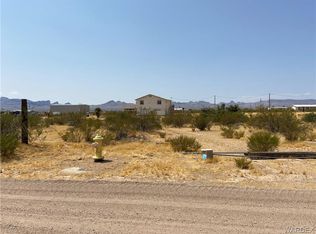 565 S Stewart Mountain Rd, Golden Valley, AZ 86413