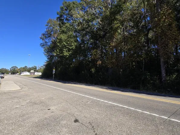 Nha Hwy #11, Carriere, MS 39426