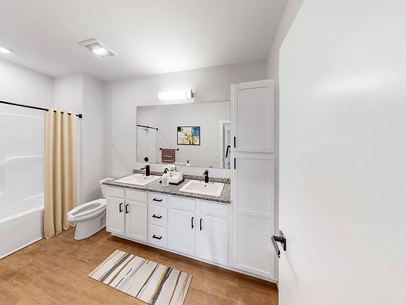 4th image of 855 S Washington Ave #308