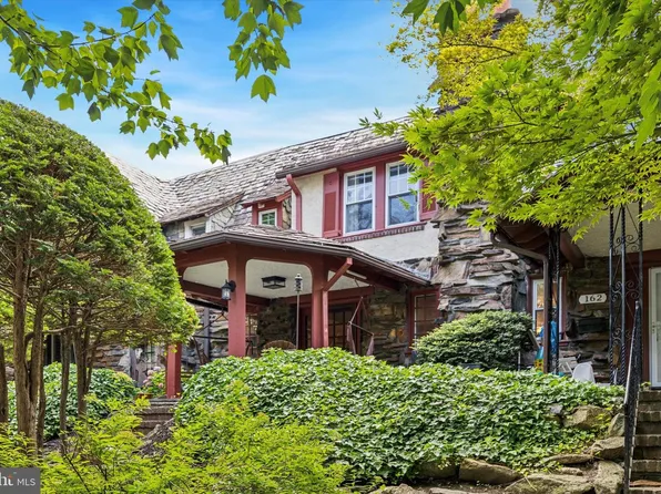 160 Edgehill Rd, Bala Cynwyd, PA 19004