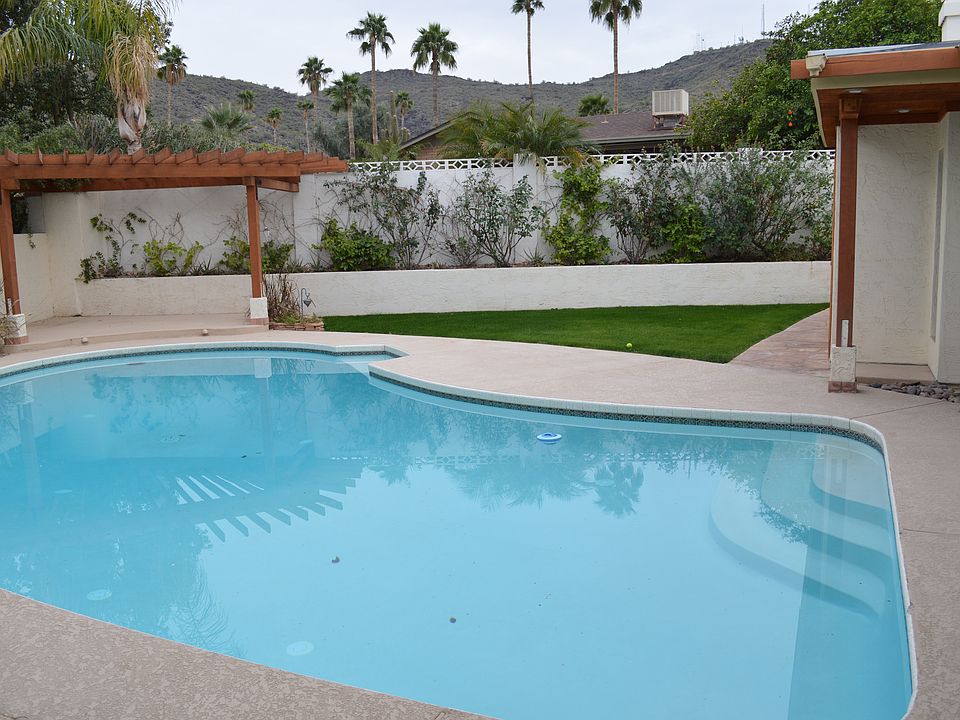 Solar heated pool 